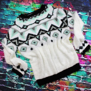 NWOT JW Style Eyelash Sweater